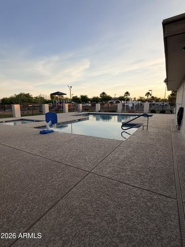 4628 W BLUEFIELD Avenue, Glendale, AZ 85308