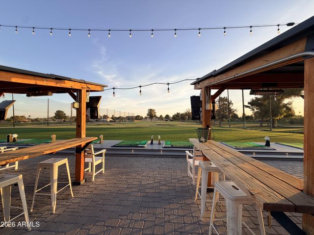 4628 W BLUEFIELD Avenue, Glendale, AZ 85308