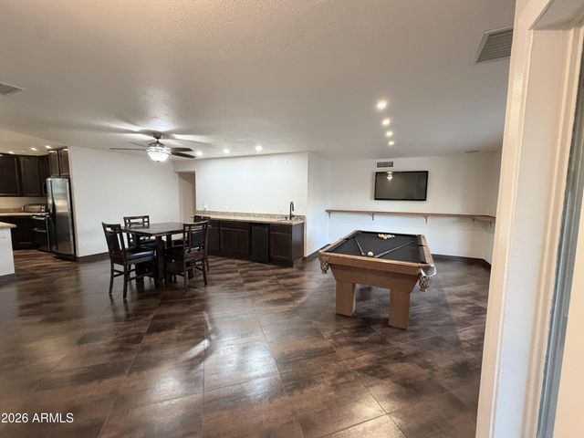 4628 W BLUEFIELD Avenue, Glendale, AZ 85308