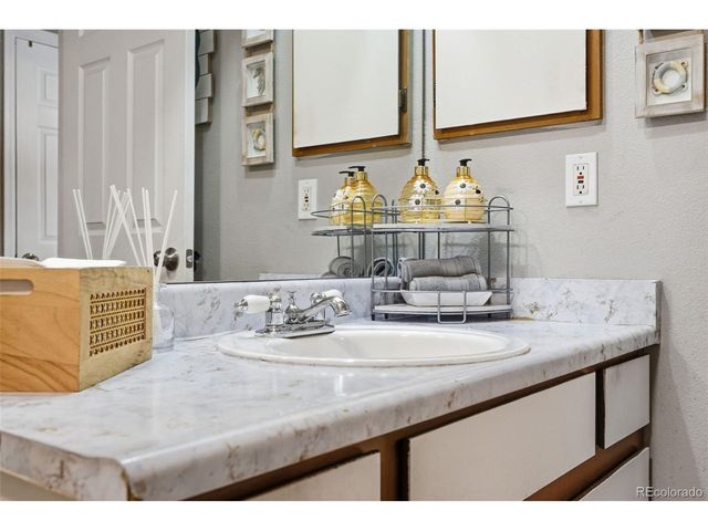 8172 Washington St 112, Denver, CO 80229