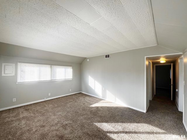 1219 W PURTSCHER Drive, Peoria, IL 61614