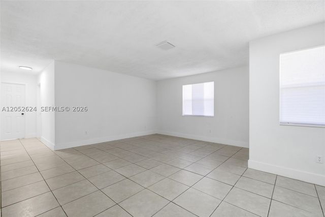 10841 NW 8th Ave, Miami, FL 33168