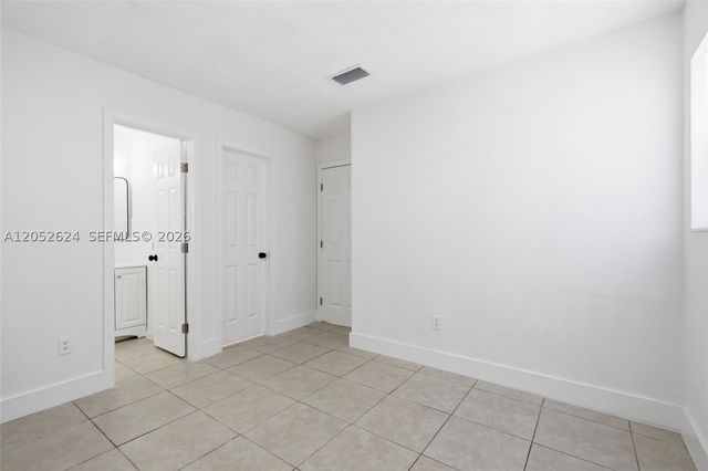 10841 NW 8th Ave, Miami, FL 33168