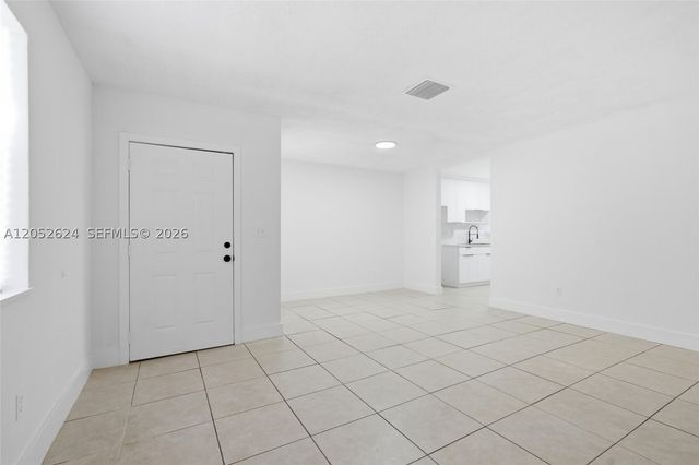 10841 NW 8th Ave, Miami, FL 33168
