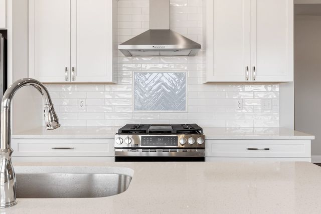 2248 Maggie Lane, Sycamore, IL 60178