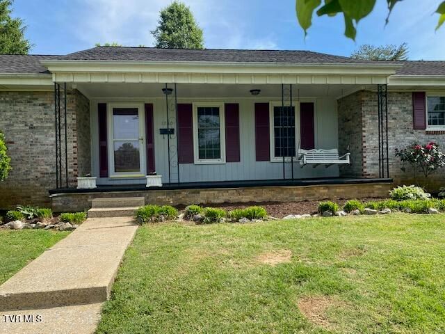 1700 Tee Court, Johnson City, TN 37601