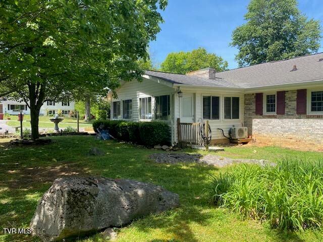 1700 Tee Court, Johnson City, TN 37601