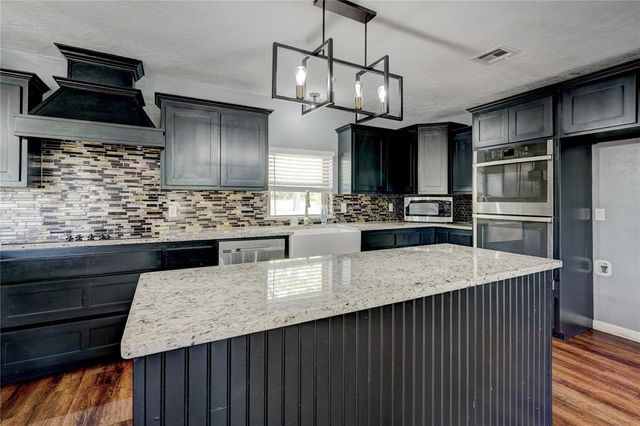 13800 E Maguire Road, Noble, OK 73068