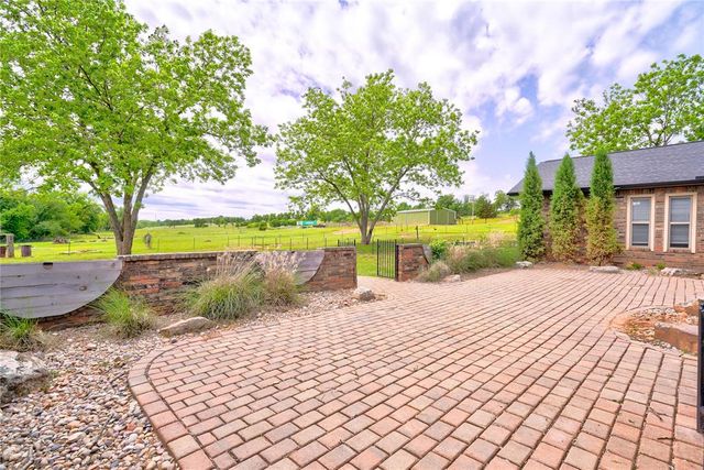 13800 E Maguire Road, Noble, OK 73068