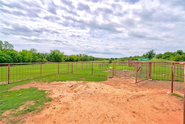 13800 E Maguire Road, Noble, OK 73068