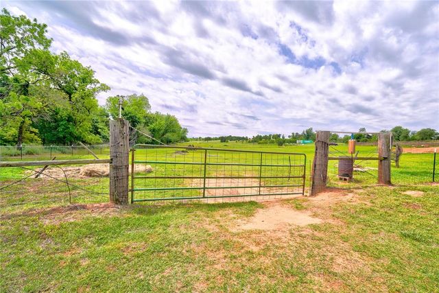 13800 E Maguire Road, Noble, OK 73068
