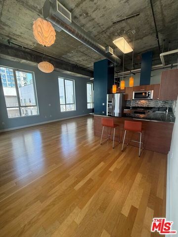 645 W 9th Street 731, Los Angeles, CA 90015