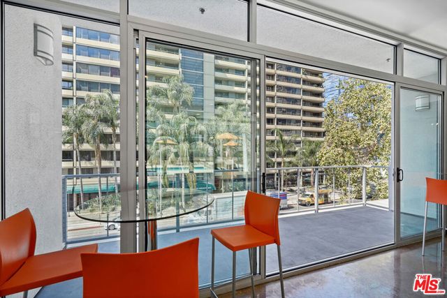 645 W 9th Street 731, Los Angeles, CA 90015