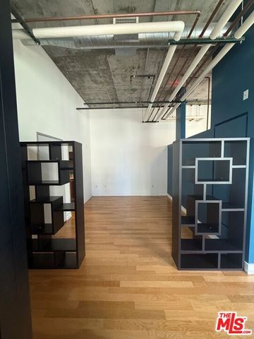 645 W 9th Street 731, Los Angeles, CA 90015
