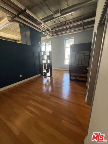 645 W 9th Street 731, Los Angeles, CA 90015
