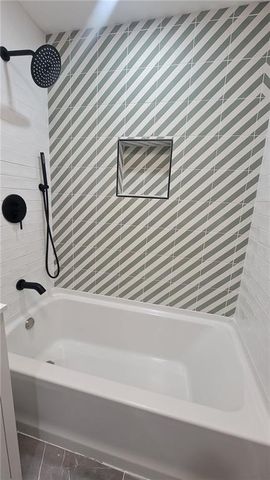 6000 Forest Avenue, Kansas City, MO 64110