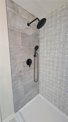 6000 Forest Avenue, Kansas City, MO 64110