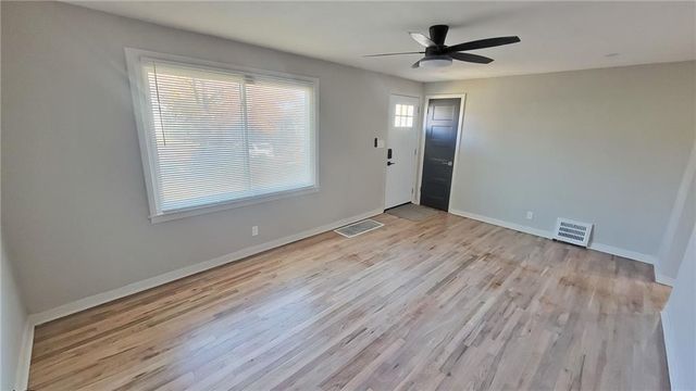 6000 Forest Avenue, Kansas City, MO 64110