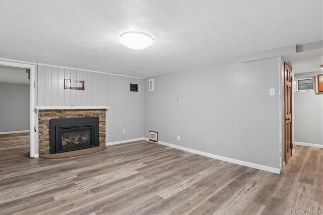 9305 W 5th Avenue, Lakewood, CO 80226