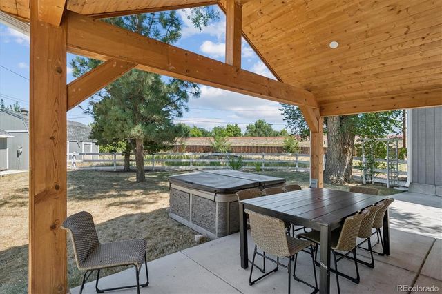 9305 W 5th Avenue, Lakewood, CO 80226