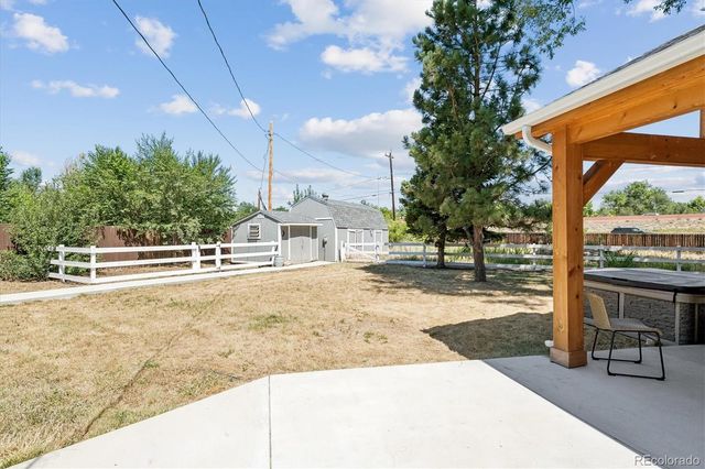 9305 W 5th Avenue, Lakewood, CO 80226
