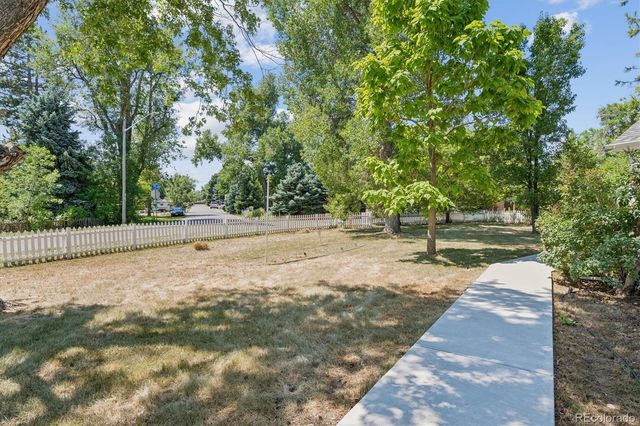 9305 W 5th Avenue, Lakewood, CO 80226