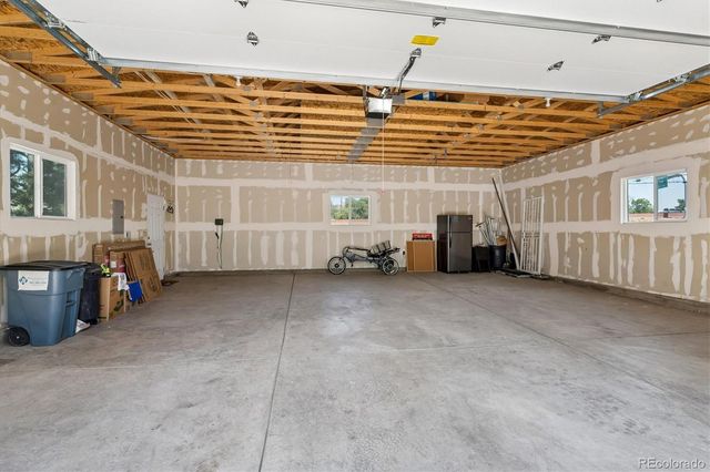 9305 W 5th Avenue, Lakewood, CO 80226
