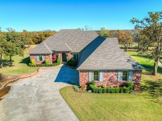 13450 Fairway Drive, Choctaw, OK 73020