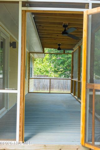 2922 Birdsong Circle, Grimesland, NC 27837