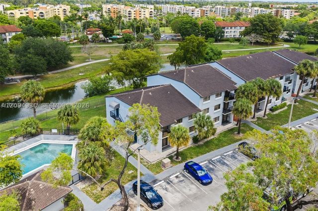 7195 NW 179th St 106, Hialeah, FL 33015