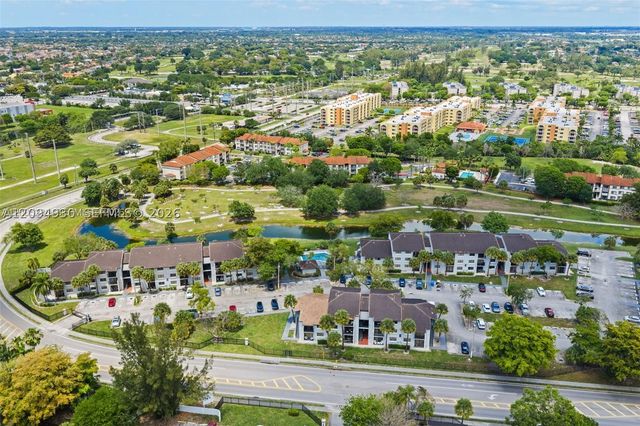 7195 NW 179th St 106, Hialeah, FL 33015