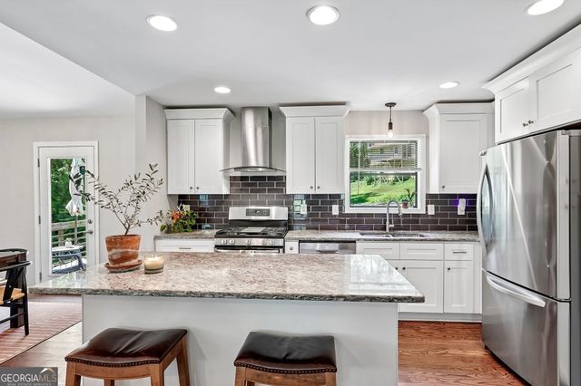 3211 Oakbrook Lane, Clarkston, GA 30021