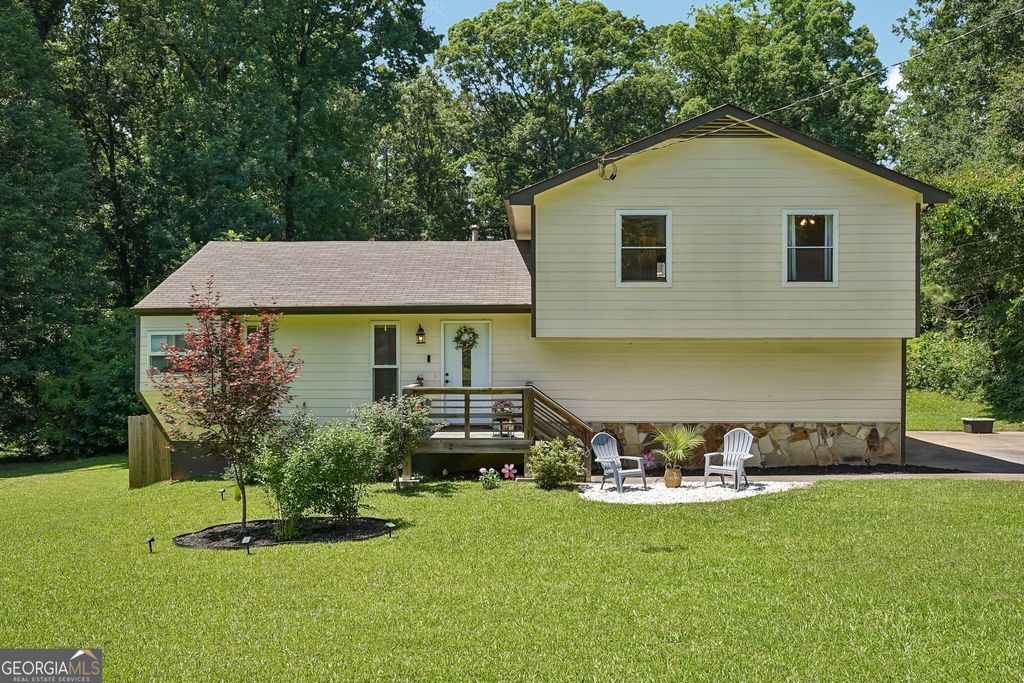 3211 Oakbrook Lane, Clarkston, GA 30021