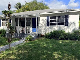 937 Upland, West Palm Beach, FL 33401