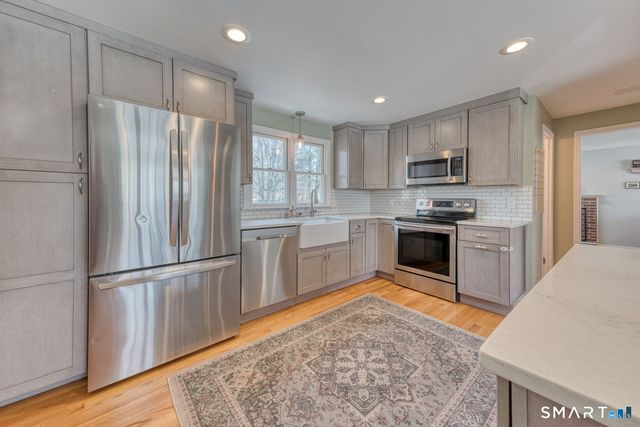 184 Hobart Street, Southington, CT 06489