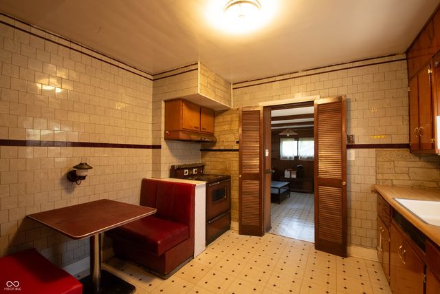 2636 E 40th Street, Indianapolis, IN 46205