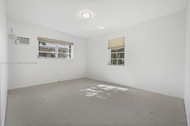 1845 Daytonia Rd, Miami Beach, FL 33141