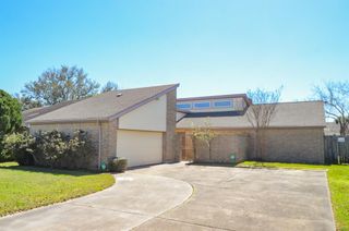 10723 Bexley Drive, Houston, TX 77099