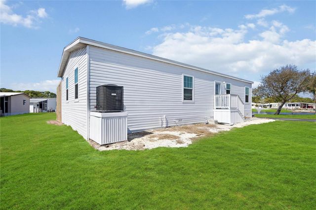 2 S BOTANY BAY CIRCLE, Englewood, FL 34223