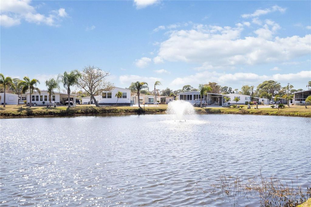 2 S BOTANY BAY CIRCLE, Englewood, FL 34223