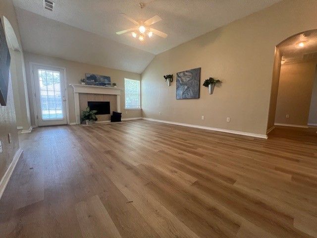 1015 Tyler James Drive, Burleson, TX 76028