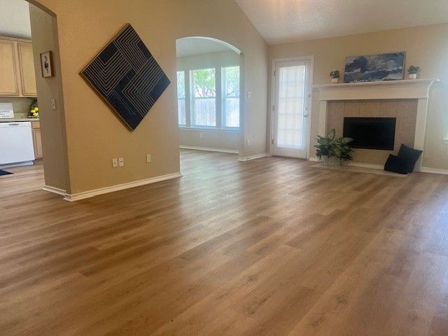 1015 Tyler James Drive, Burleson, TX 76028