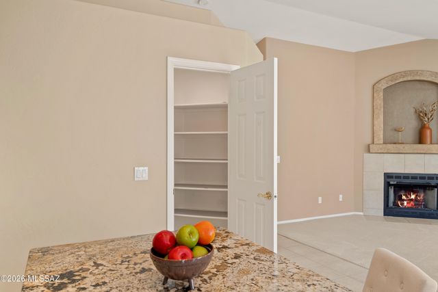 11336 N Flat Granite Drive, Oro Valley, AZ 85737