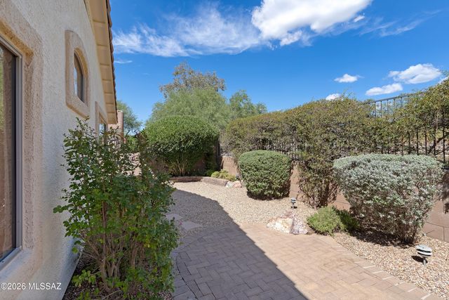 11336 N Flat Granite Drive, Oro Valley, AZ 85737