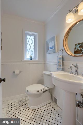 155 OAK LN, Hershey, PA 17033