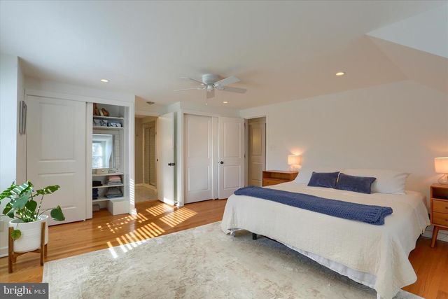 155 OAK LN, Hershey, PA 17033