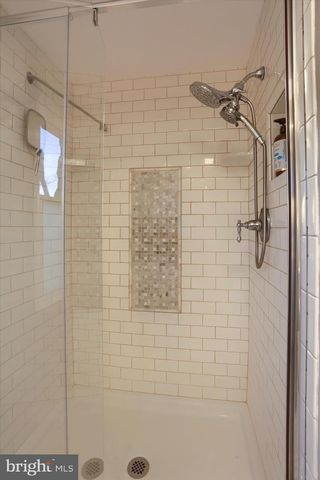 155 OAK LN, Hershey, PA 17033