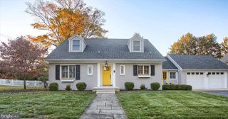 155 OAK LN, Hershey, PA 17033