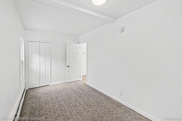 2960 Glenbroke Street, Keego Harbor, MI 48320