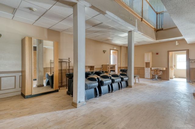 2404 Main Street, Hartford, CT 06120